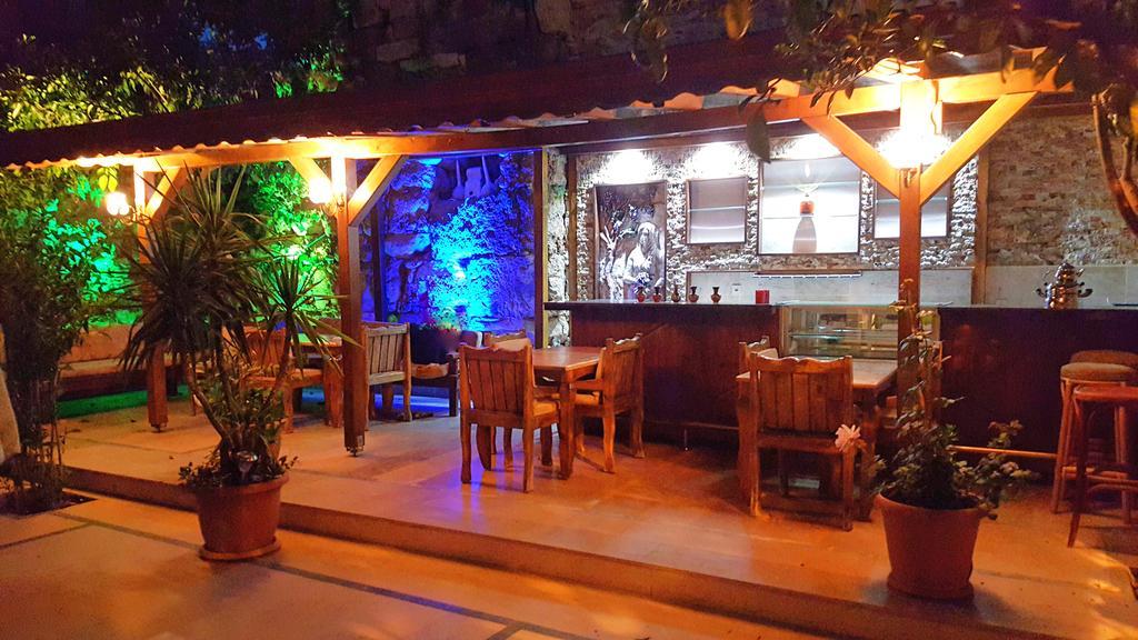 Hotel Zurich Анталия Екстериор снимка
