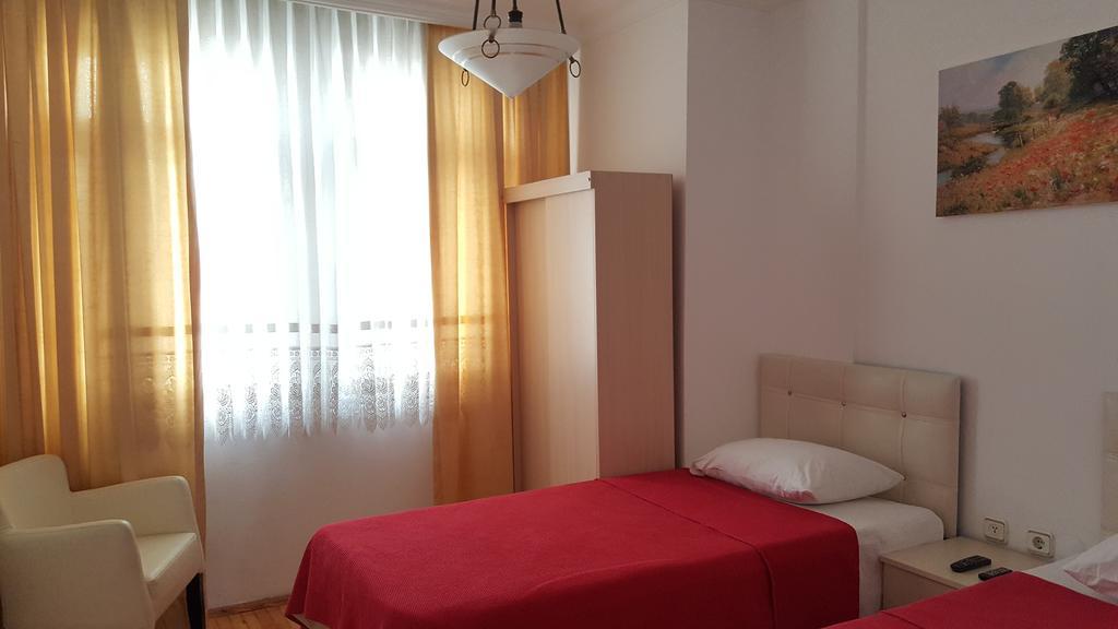 Hotel Zurich Анталия Екстериор снимка