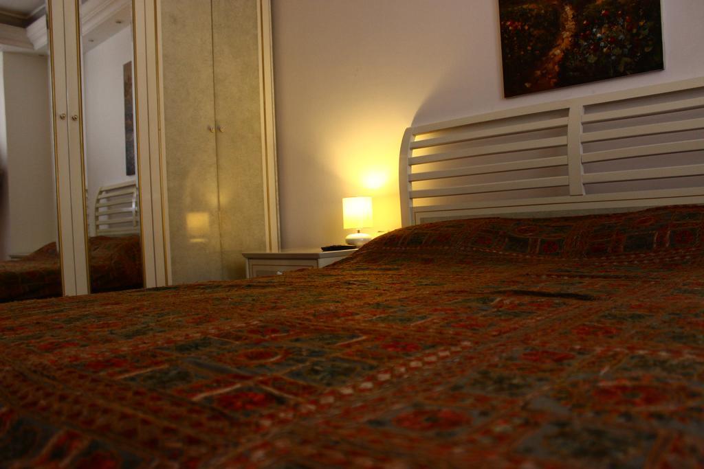 Hotel Zurich Анталия Екстериор снимка