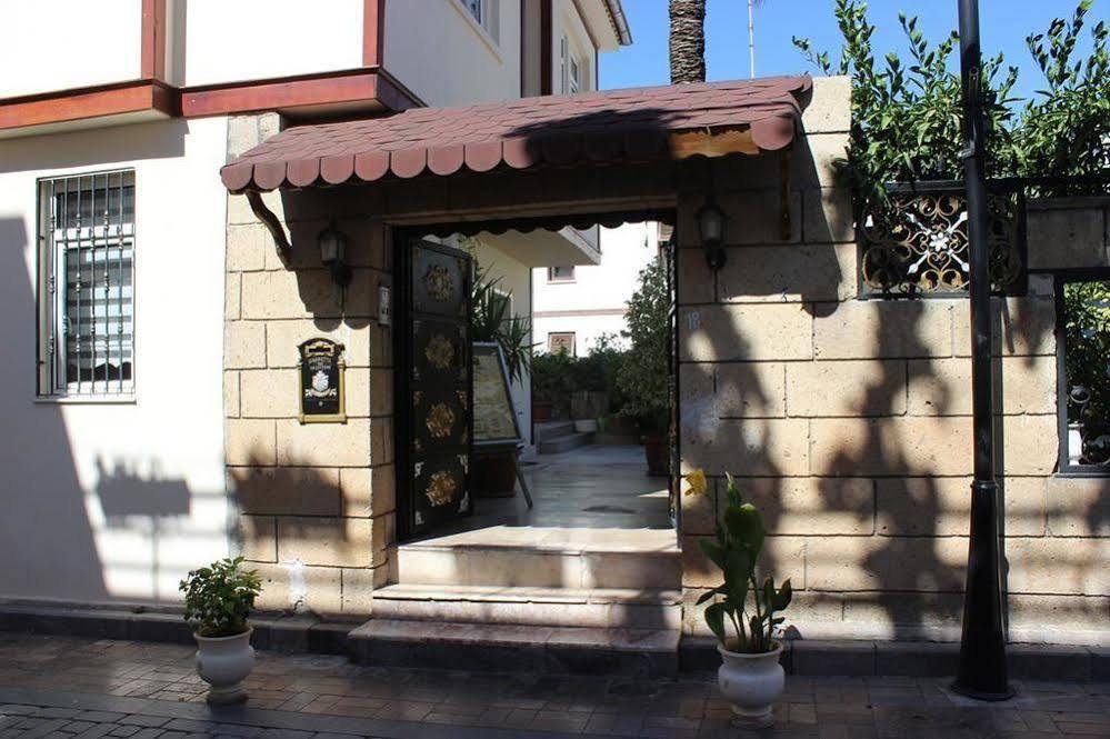 Hotel Zurich Анталия Екстериор снимка